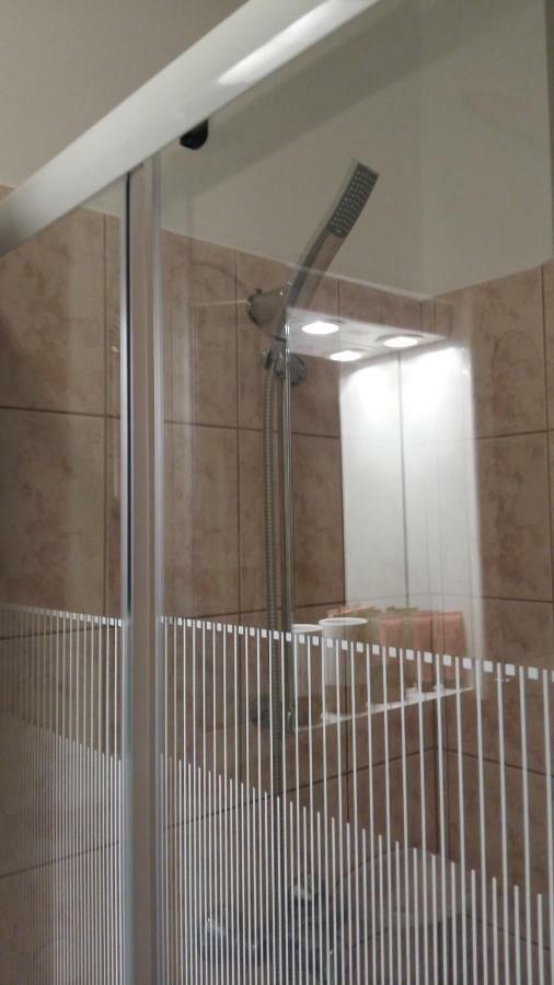 Heni Apartman Nagykanizsa Exterior foto