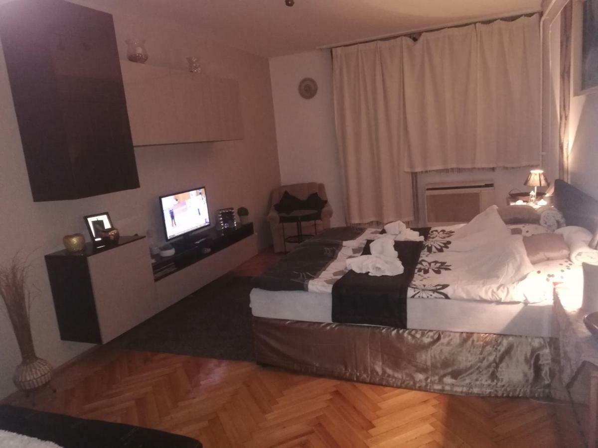 Heni Apartman Nagykanizsa Exterior foto