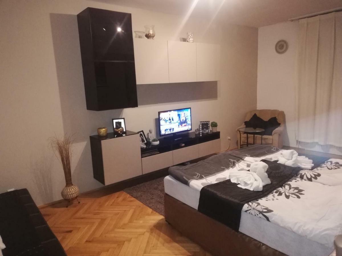 Heni Apartman Nagykanizsa Exterior foto